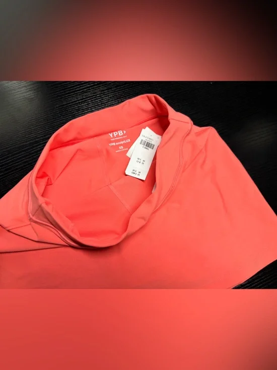 Coral Pink Stretch Top - Picture 2 of 4